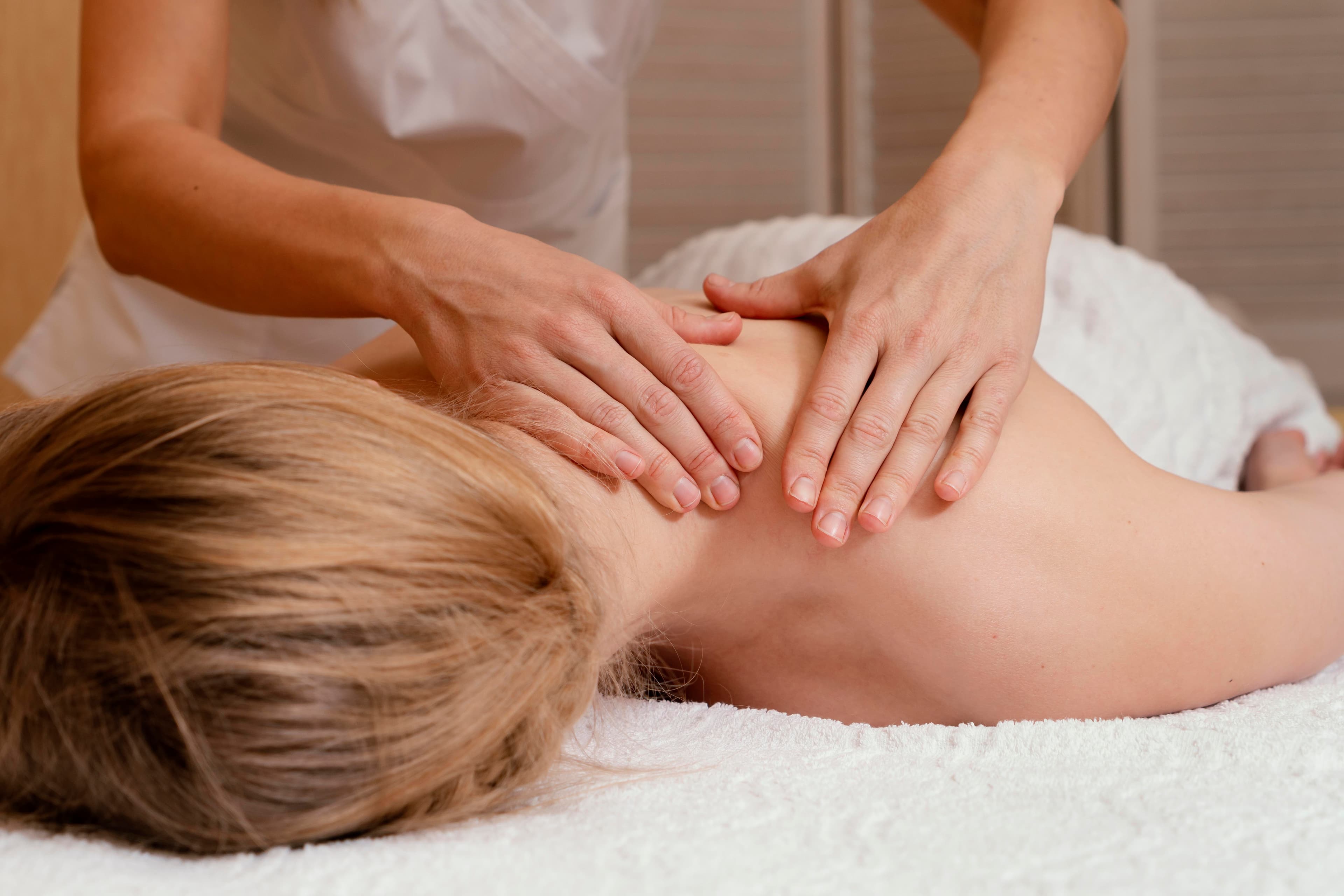 Séance de massage thérapeutique à Gatineau